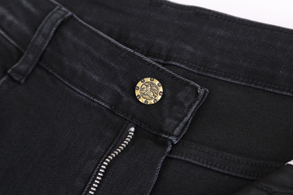 ブランドジーンズ着用イメージ